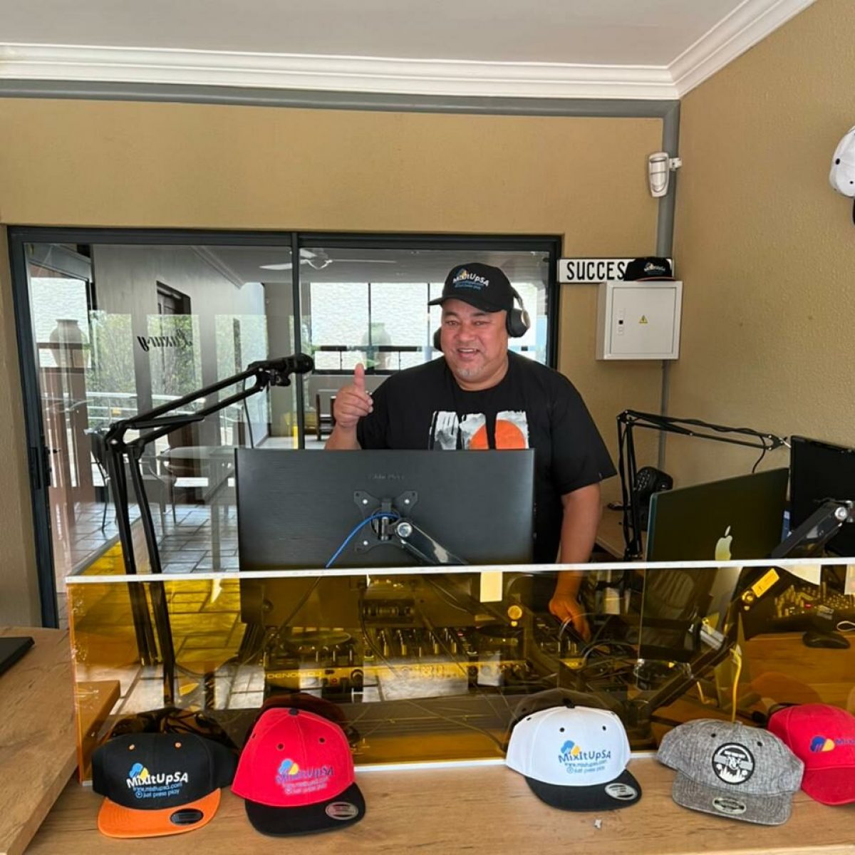 DJ Lance | Sunday Request Show